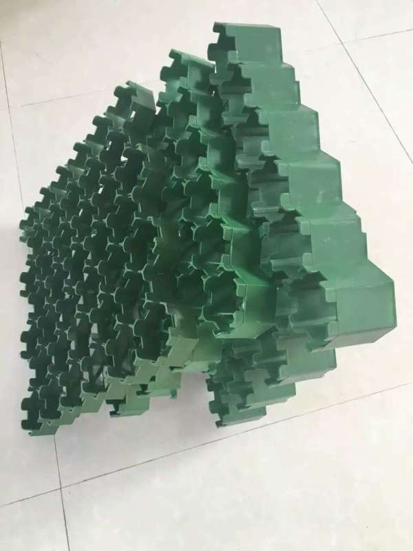 塑料草坪格